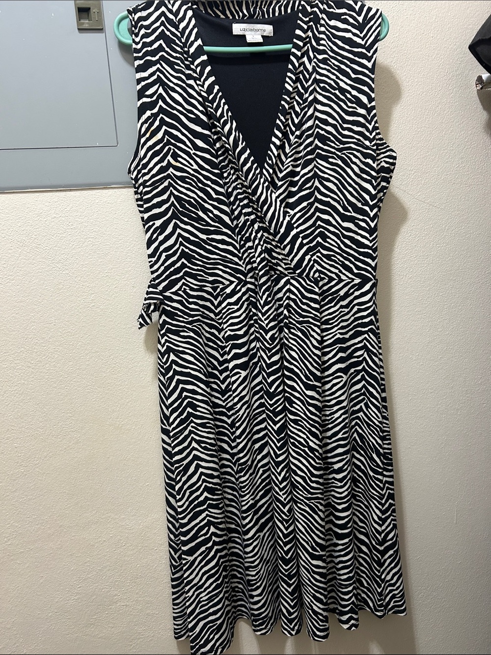 Liz Claiborne Coldwater Creek Black & White Zebra Wrap Dress
